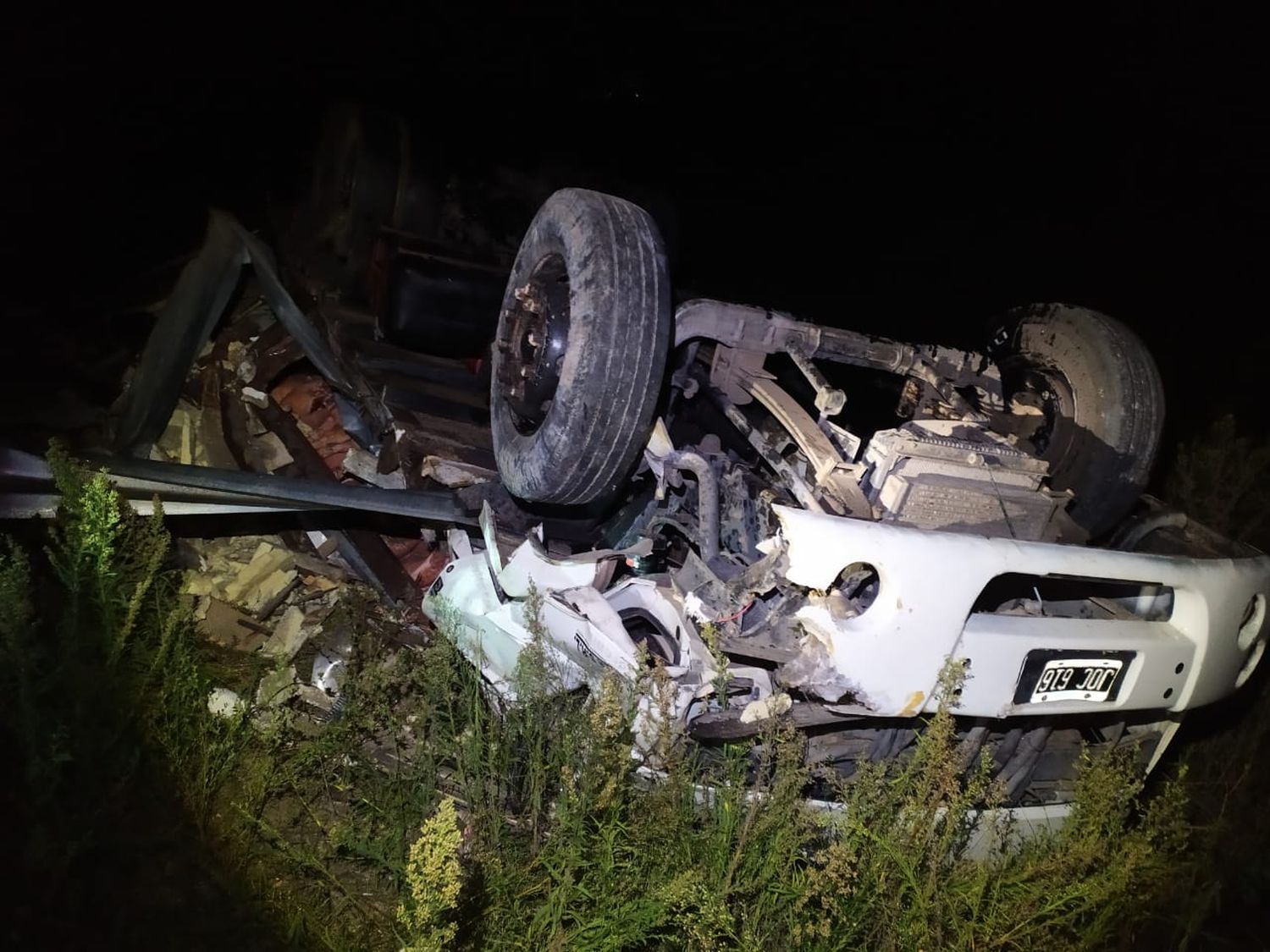 Tragedia en la Ruta 16: Despiste, vuelco y fallecimiento de un joven chofer
