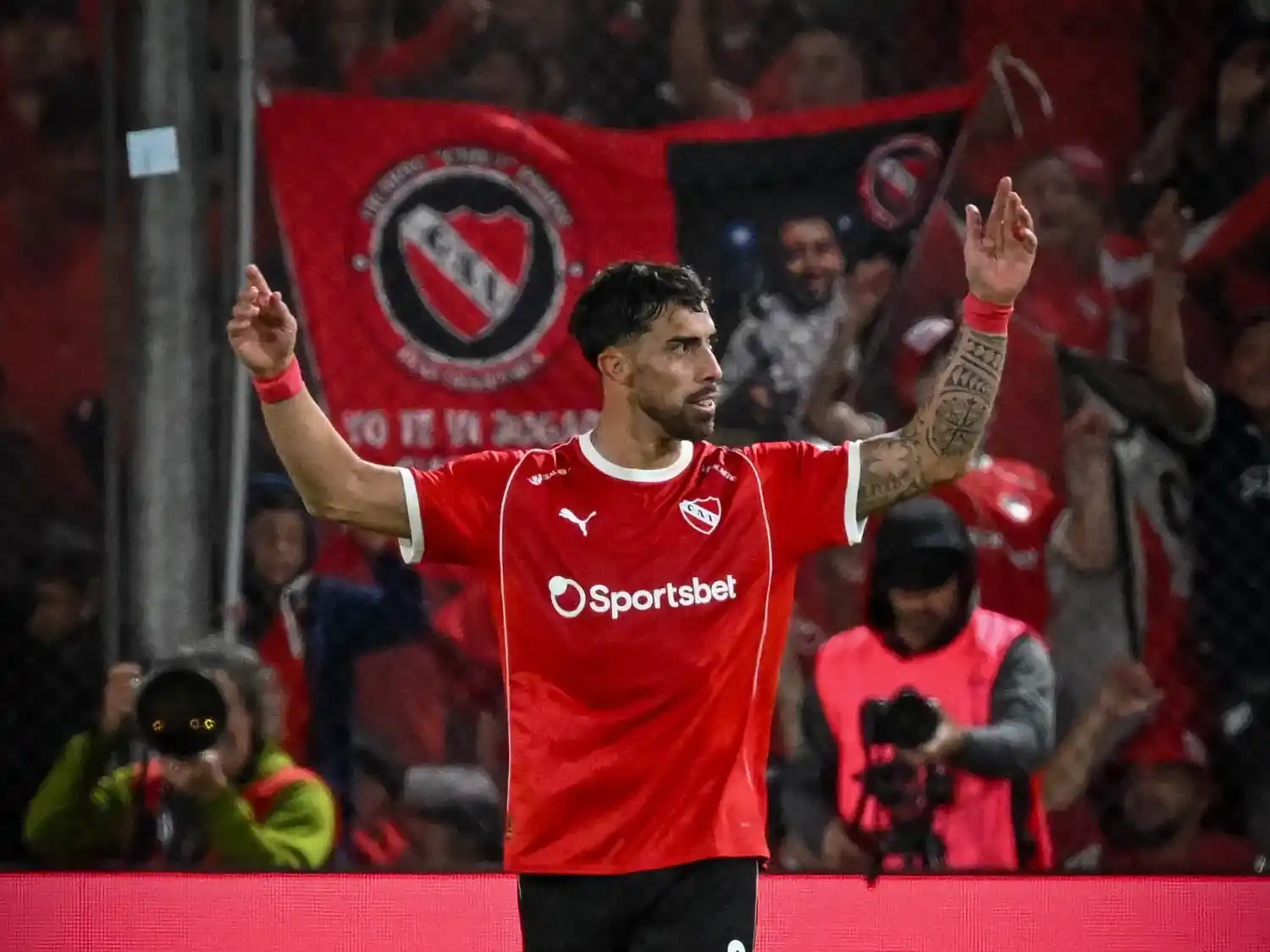 Avalos no dejó pasar su oportunidad y le dio el triunfo a Independiente.