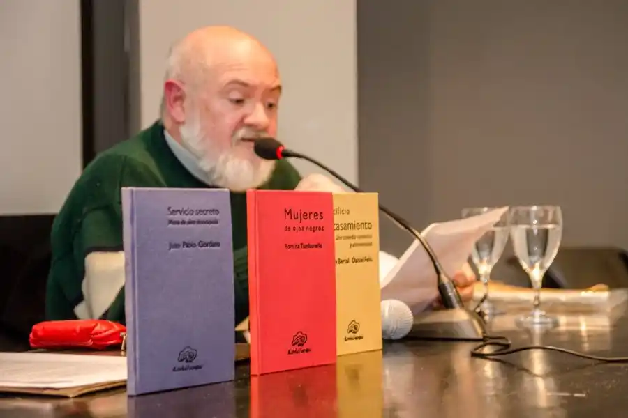 Falleció el Julio Ceja, crítico rosarino y gran impulsor del Festival de Teatro de Rafaela