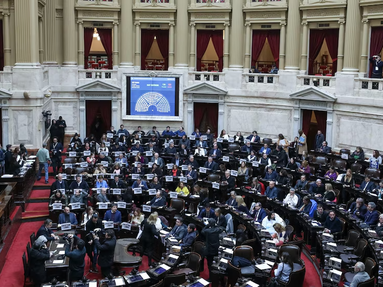 Diputados: se aprobaron los emplazamientos para el financiamiento universitario y la emergencia en salud pediátrica