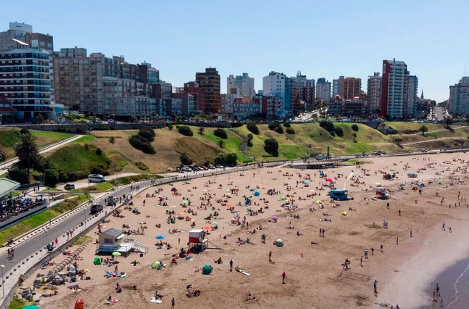 Hoteleros y gastronómicos de cara al verano: expectativas "positivas", pero aclaran que no pueden "bajar los brazos"