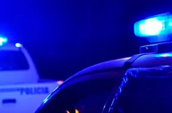 Discutió con su vecina y le bajó un diente de un trompada