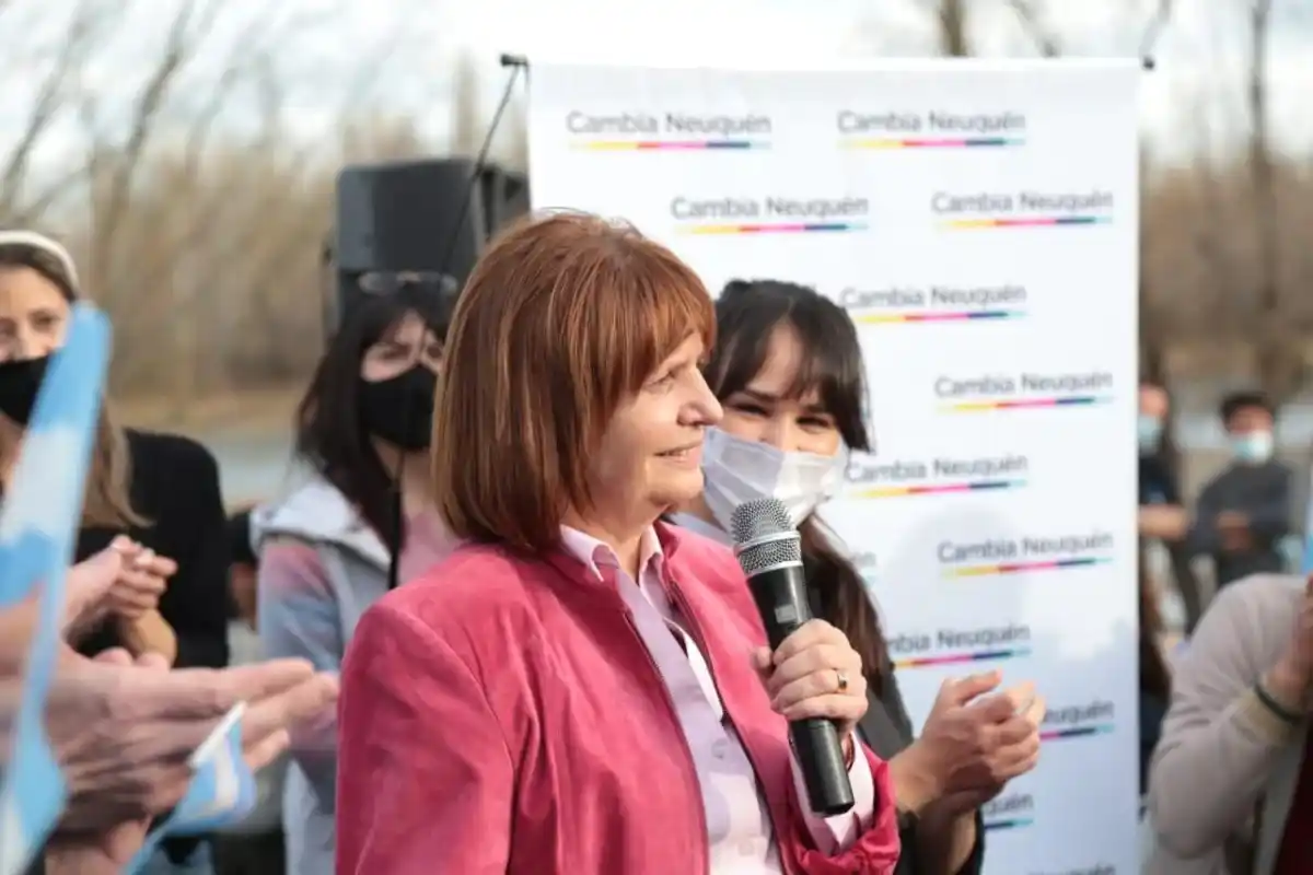 "Es necesario terminar con la era de los piquetes", dijo Bullrich