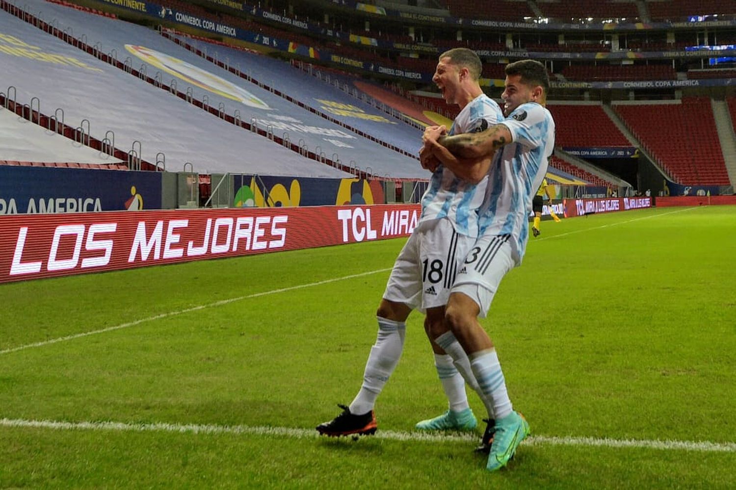 Con un gran Messi, la Argentina venció a un flojo Uruguay