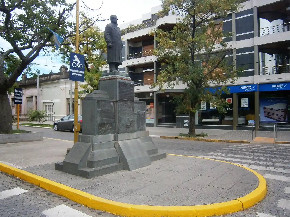 Reviviendo la historia de un “enemigo del pueblo”