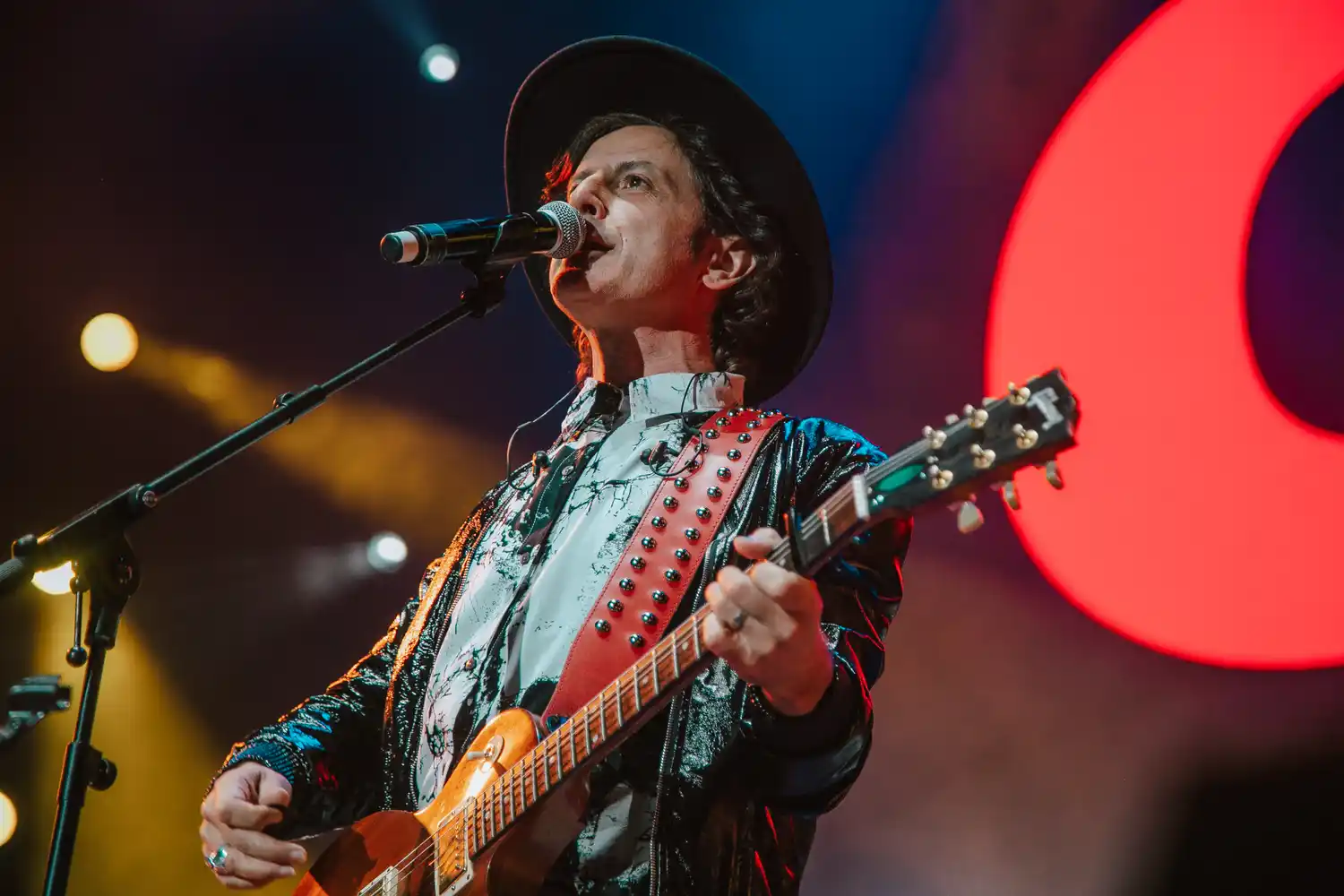 Coti, antes del recital solidario en la ciudad: "Las canciones tienen que servir para algo"