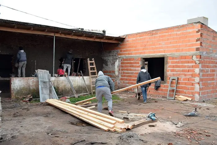 Se terminó de techar la sala comunitaria para la elaboración de alimentos
