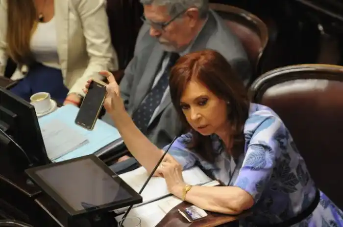 “Voy a discutir todo”, dijo Cristina Kirchner y se cruzó con Gabriela Michetti