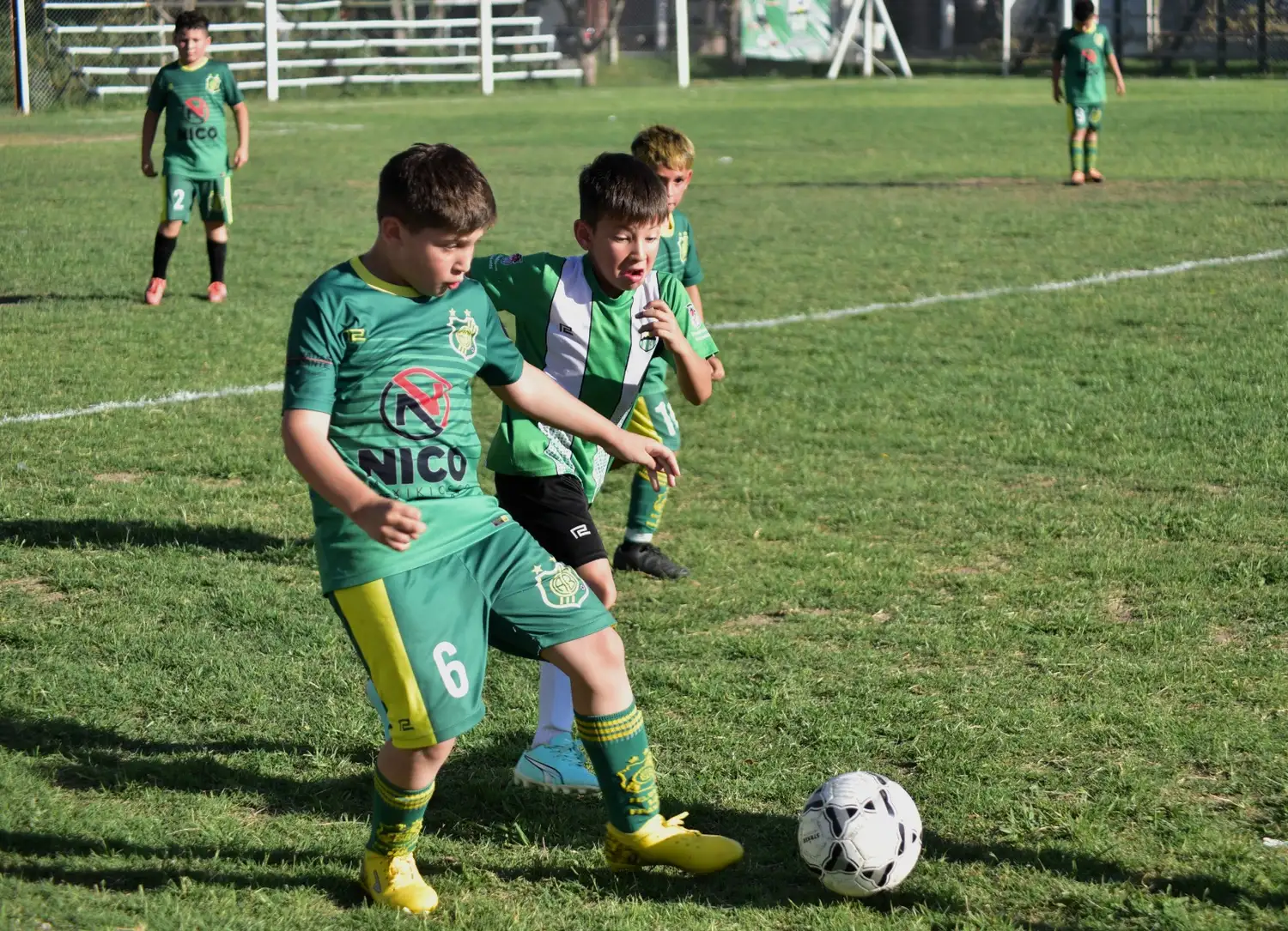 Un momento de la jornada disputada en cancha de Los Andes