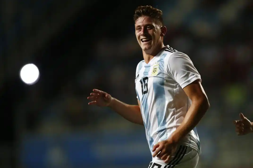 Argentina-Uruguay, por la clasificación y la punta