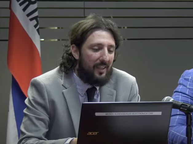 La Defensoría del Pueblo denunció a la agrupación “Varones Unidos” por violencia de género digital