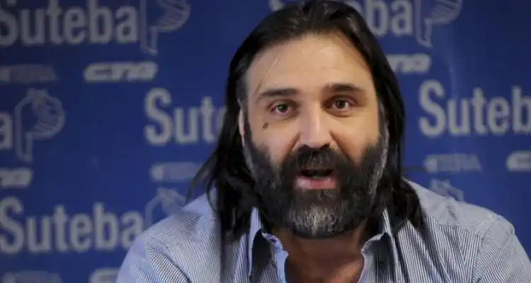 Docentes: Baradel reclamó discutir “la calidad del salario”