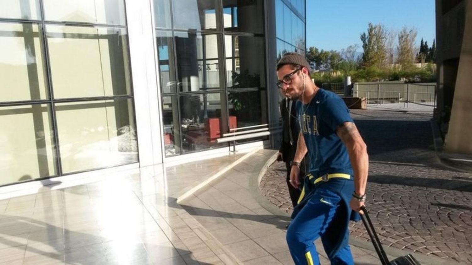 Osvaldo no fue a entrenar y se especula con su salida de Boca