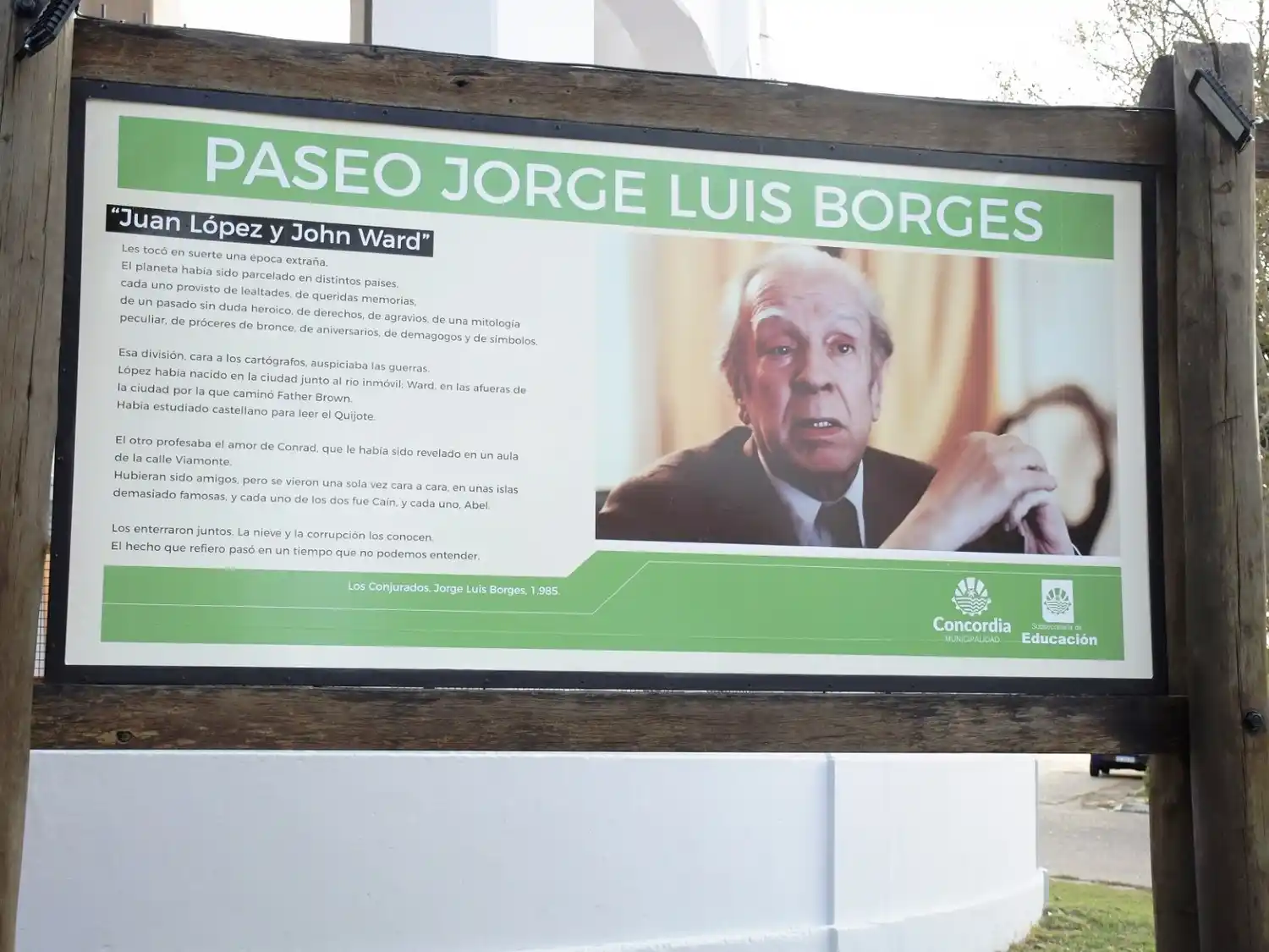 Vuelven los atardeceres literarios al paseo Jorge Luis Borges