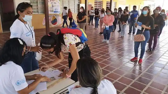 ENTRE LOS MÁS NECESITADOS: Programa Mundial de Alimentos comienza distribución de comida en escuelas venezolanas