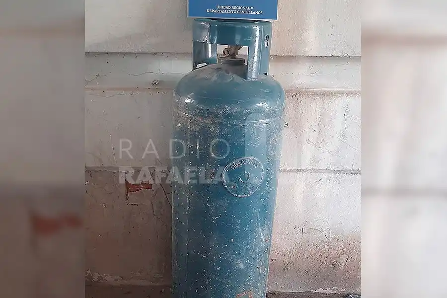 Robó un cilindro de gas de 45kg de un conocido restaurante de Sunchales