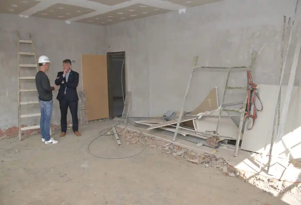 El Municipio informó sobre el avance con diferentes obras en escuelas