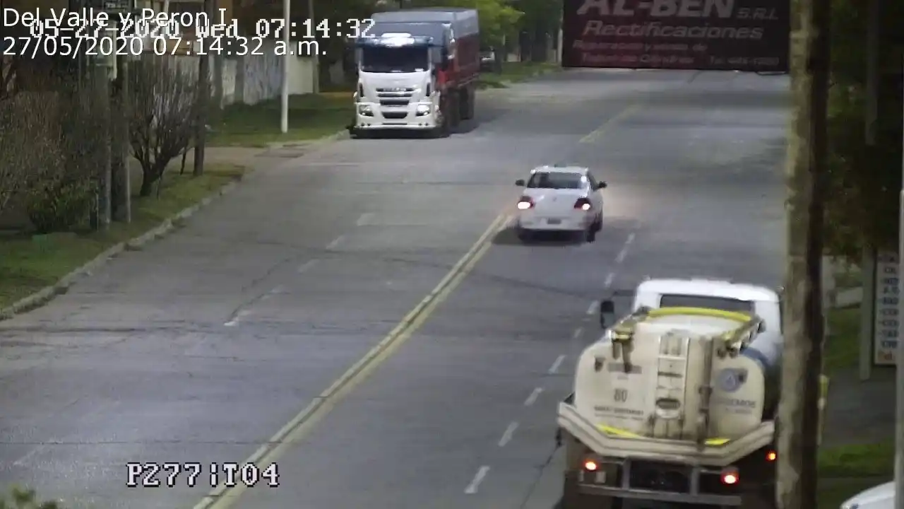 Tras la detección del taxista platense, buscan dar con el pasajero que descendió en Tandil