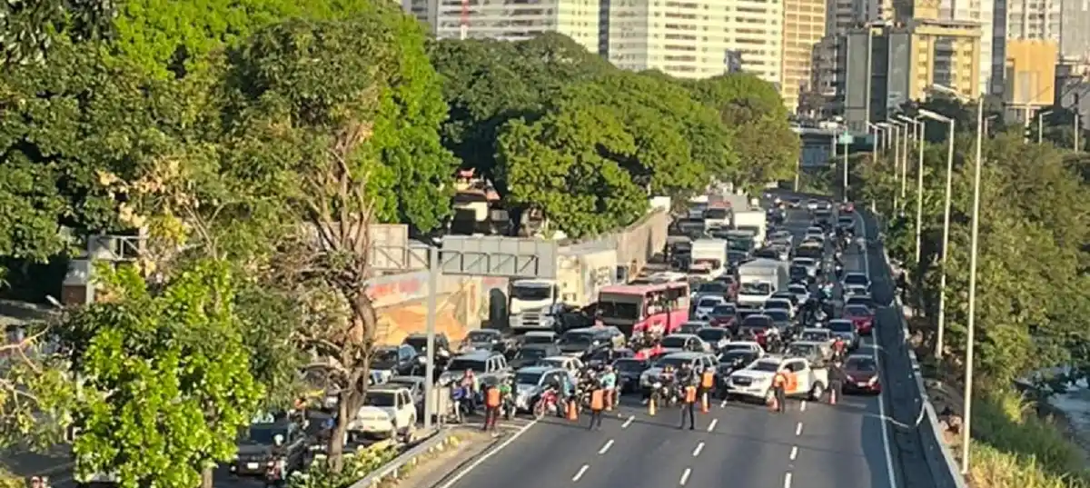 COLAPSO TOTAL deja concentración chavista la mañana de este #29Feb