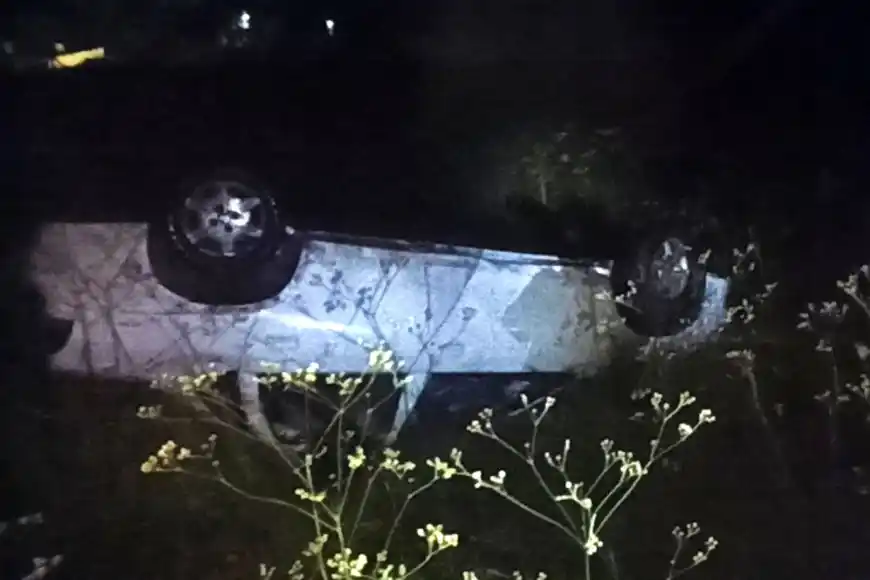 Perdieron el control y volcaron en la RN 14 cuando viajaban hacia Paraguay