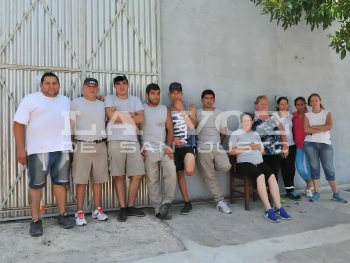 Continúa el conflicto en una fábrica de la ciudad