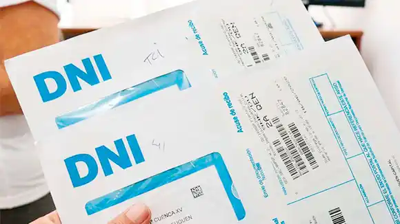Cómo agregar el apellido materno al DNI y los costos del trámite
