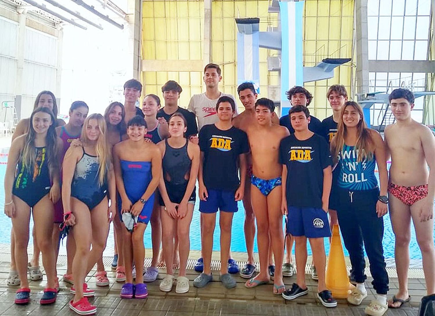 Destacada actuación en natación