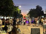 imagen Paseo Calle Marconi: una noche especial en vísperas del Día de la Madre