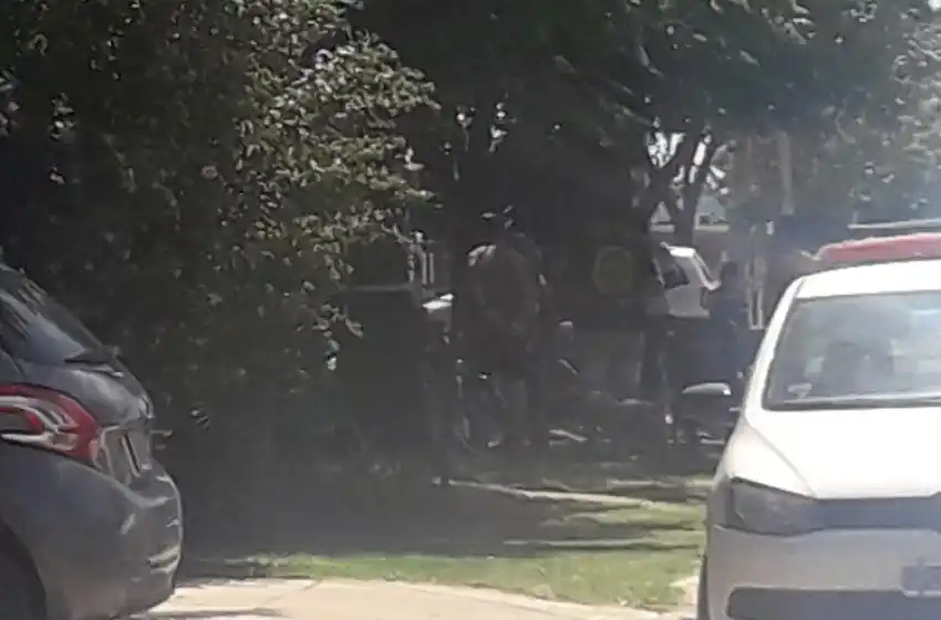 Otro crimen en el Gran Rosario: acribillaron a un joven de 26 años