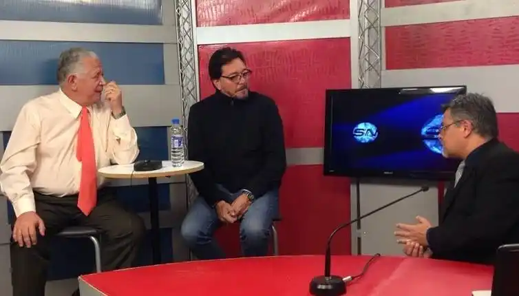 Falleció el periodista Luis Panelo