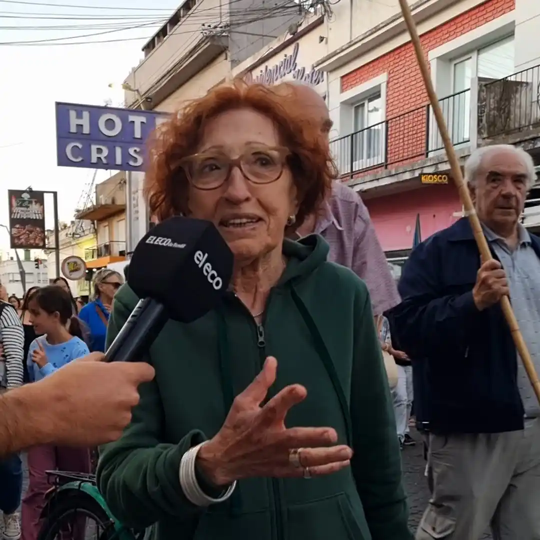 Vecinos docentes, jubilados y jóvenes expresaron su preocupación por el impacto social y económico que significaría la sanción del proyecto.