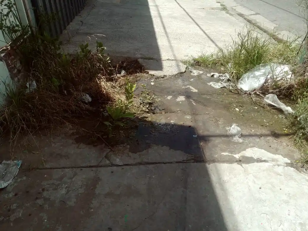Reclamo por pérdida en Salta y Pavón