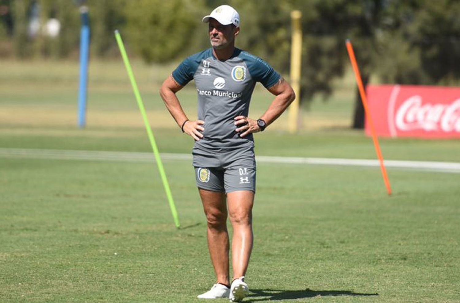 Con Brítez adentro, Cocca tiene el equipo para recibir a Gimnasia