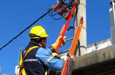 Prohíben hasta fin de año cortes de servicios por falta de pago de los usuarios