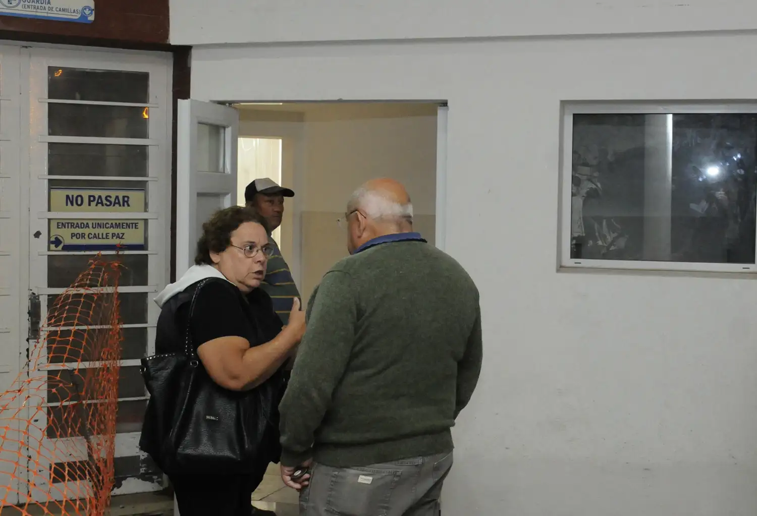 Mujer sufrió heridas en su brazo derecho al ser atacada por un perro callejero