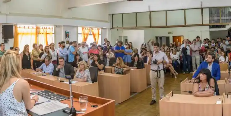 Juraron los concejales de Hurlingham: Zabaleta retuvo presidencia del Concejo con un peronismo unido