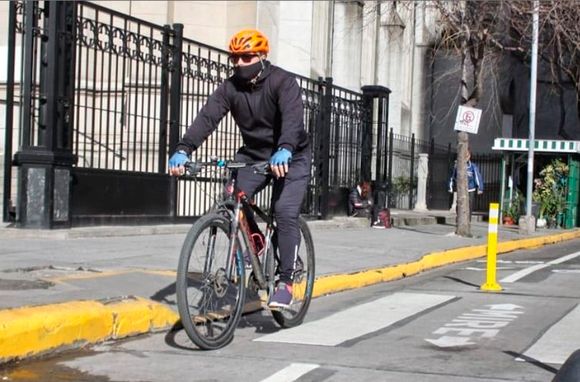 El Concejo trata un proyecto para asegurar el uso de cascos y evitar accidentes