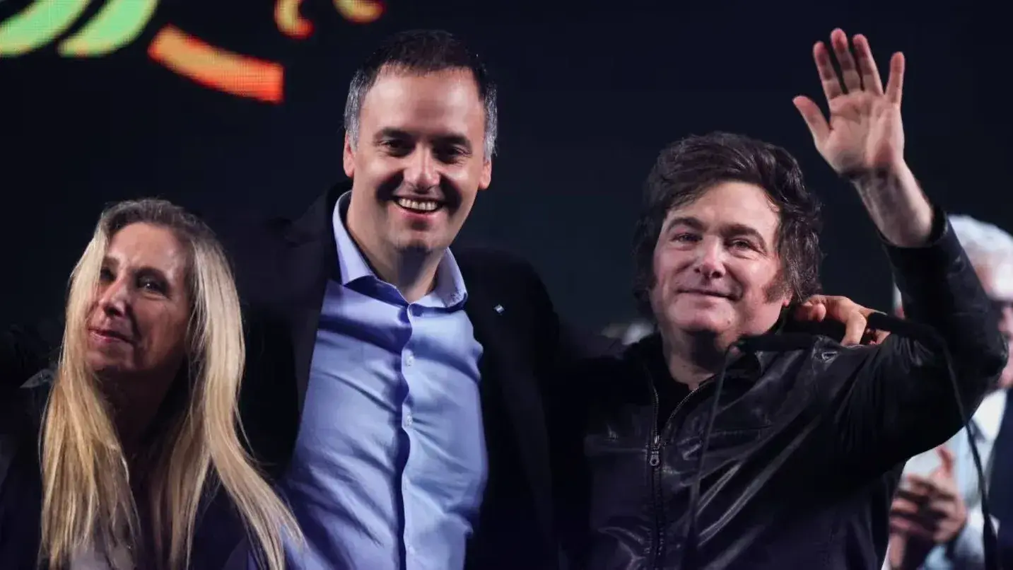 Milei busca bajar la tensión por el caso Adorni y analiza retomar las conferencias