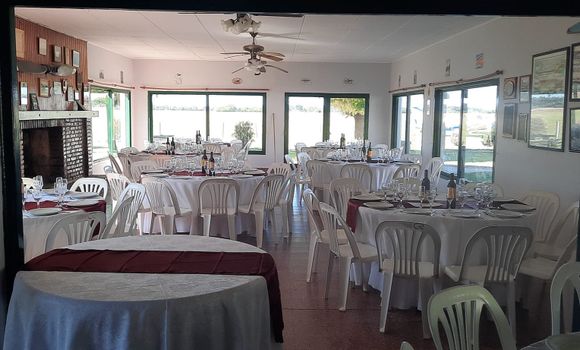 Aerobar en el  Aeroclub: abrió la cantina con menúes, pastas, tortas y pasteles de “El Tete”