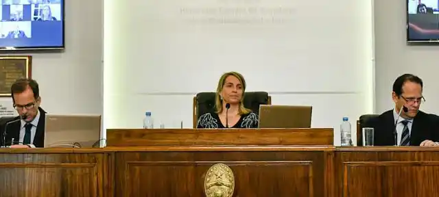 El Senado aprobó la ley que declara la emergencia del sector turístico
