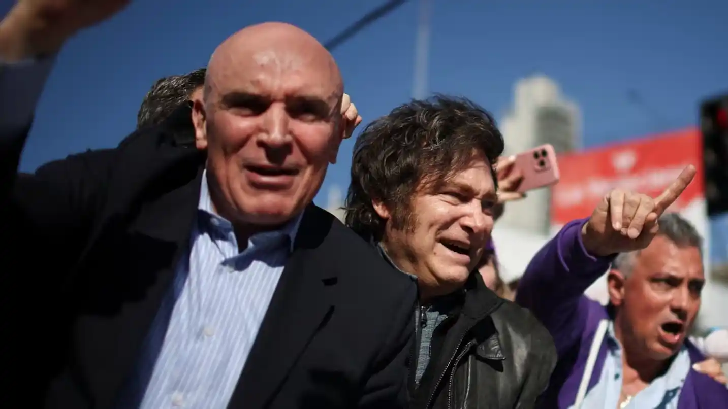 Avanza la causa judicial contra Espert: declara un empresario vinculado con los vuelos en el avión de Fred Machado