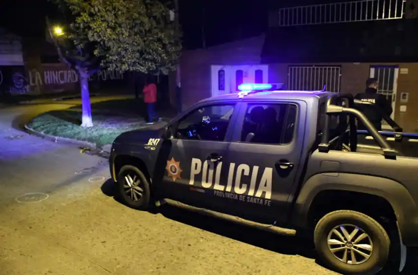 Vecina indignada tras el crimen del hombre en Biedma al 2500: «Nos están destrozando; si no sirven, que se vayan»