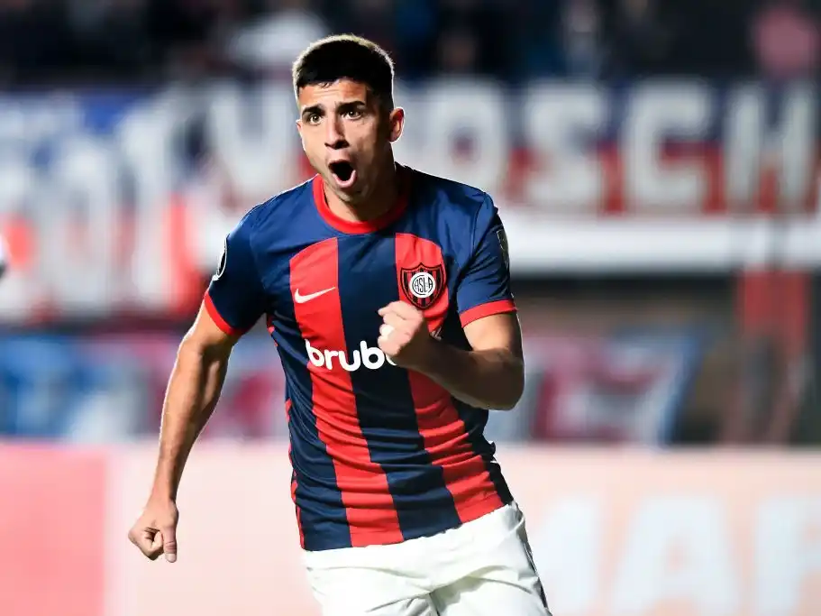 Cuello, uno de los apuntados por Boca.