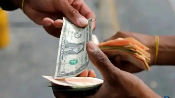 ROMPIENDO BARRERAS y no del sonido: el dólar del BCV supera los Bs.180