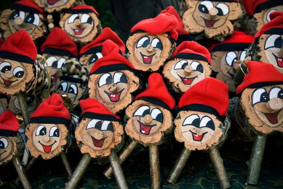 Caga Tió: una fiesta tradicional de Navidad que los catalanes expondrán en la peatonal