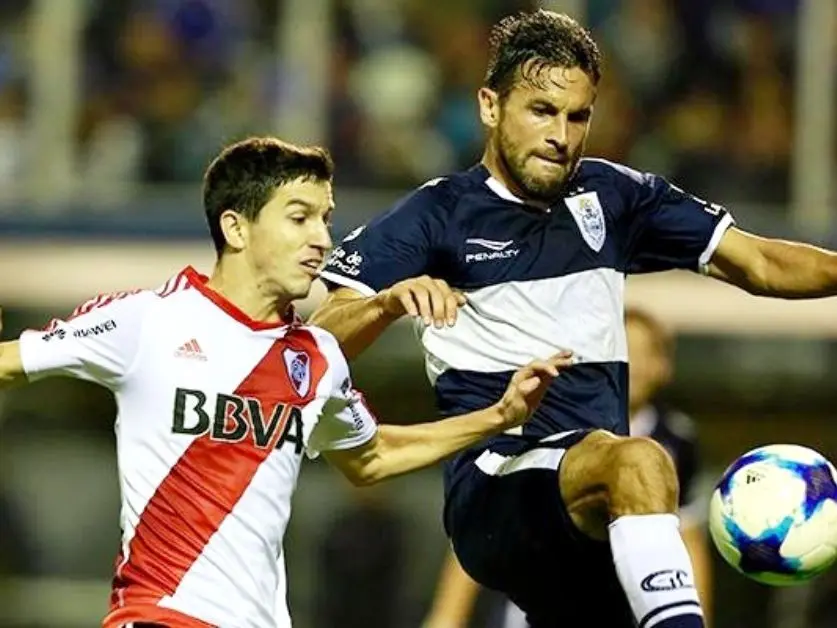 Controles de seguridad en las rutas por el partido River-Gimnasia