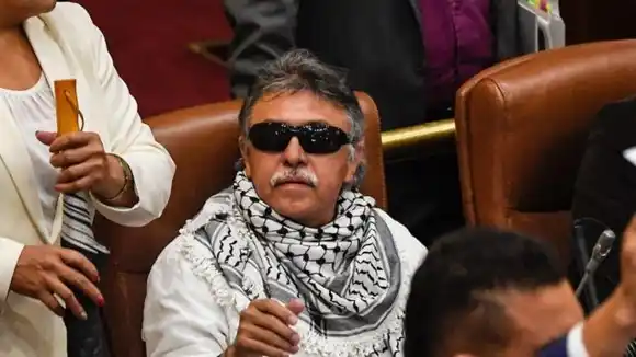 SILENCIO EN CARACAS Y ESPECULACIONES EN COLOMBIA: hipótesis sobre la muerte de Jesús Santrich
