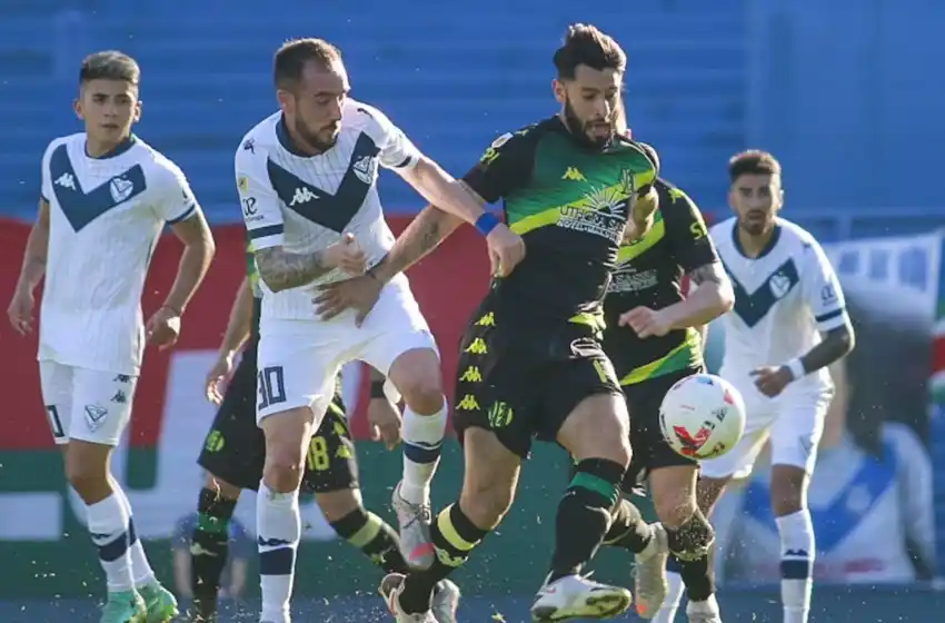 Ni el tiro del final: Aldosivi cayó con Vélez y profundizó su mal momento
