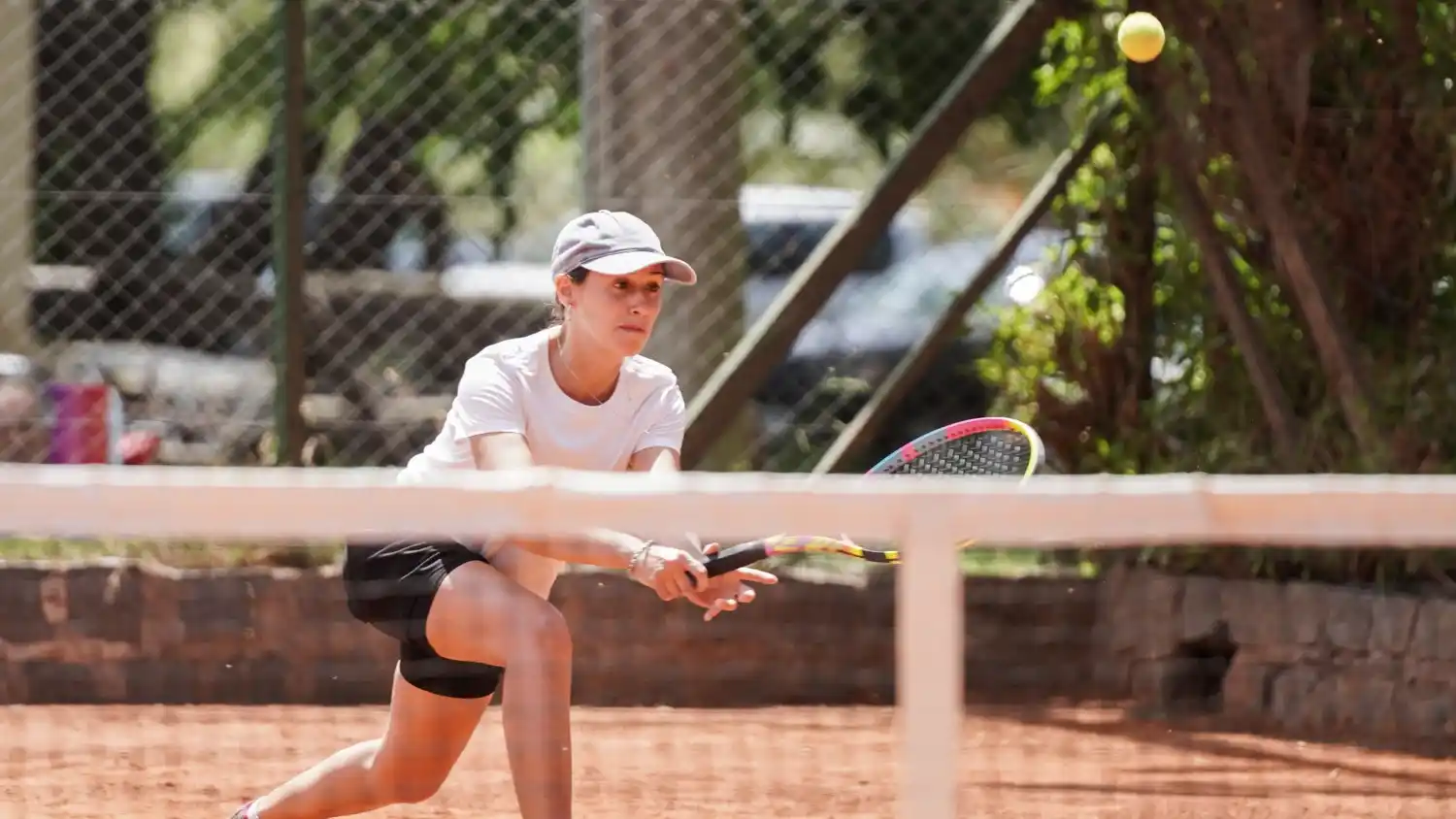 El tenis tuvo su numeroso torneo en las canchas locales