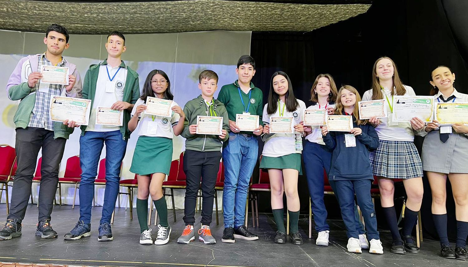 Alumnos de Concordia con varios premios